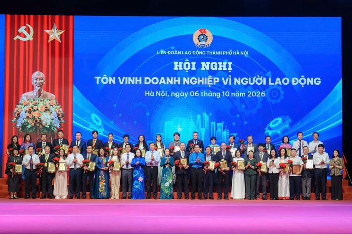 Tôn vinh doanh nghiệp vì người lao động.