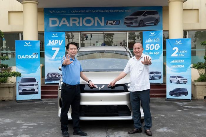 Wuling Darion được trưng bày tại một sự kiện giới thiệu cho đại lý. Ảnh: Wuling.