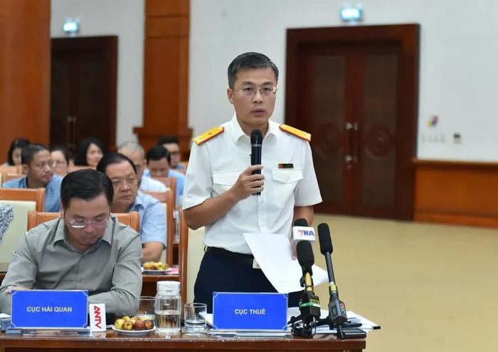  Ông Lê Long, Phó Cục trưởng Cục Thuế trả lời câu hỏi báo chí. Ảnh: LƯU THỦY 