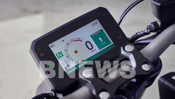 Cả Honda CBR650R và Honda CB650R đều được trang bị màn hình màu TFT 5-inch điều khiển thông qua cụm công tắc tay lái