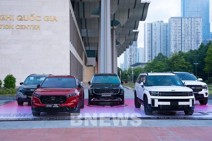 Các mẫu xe SUV trưng bày tại sự kiện