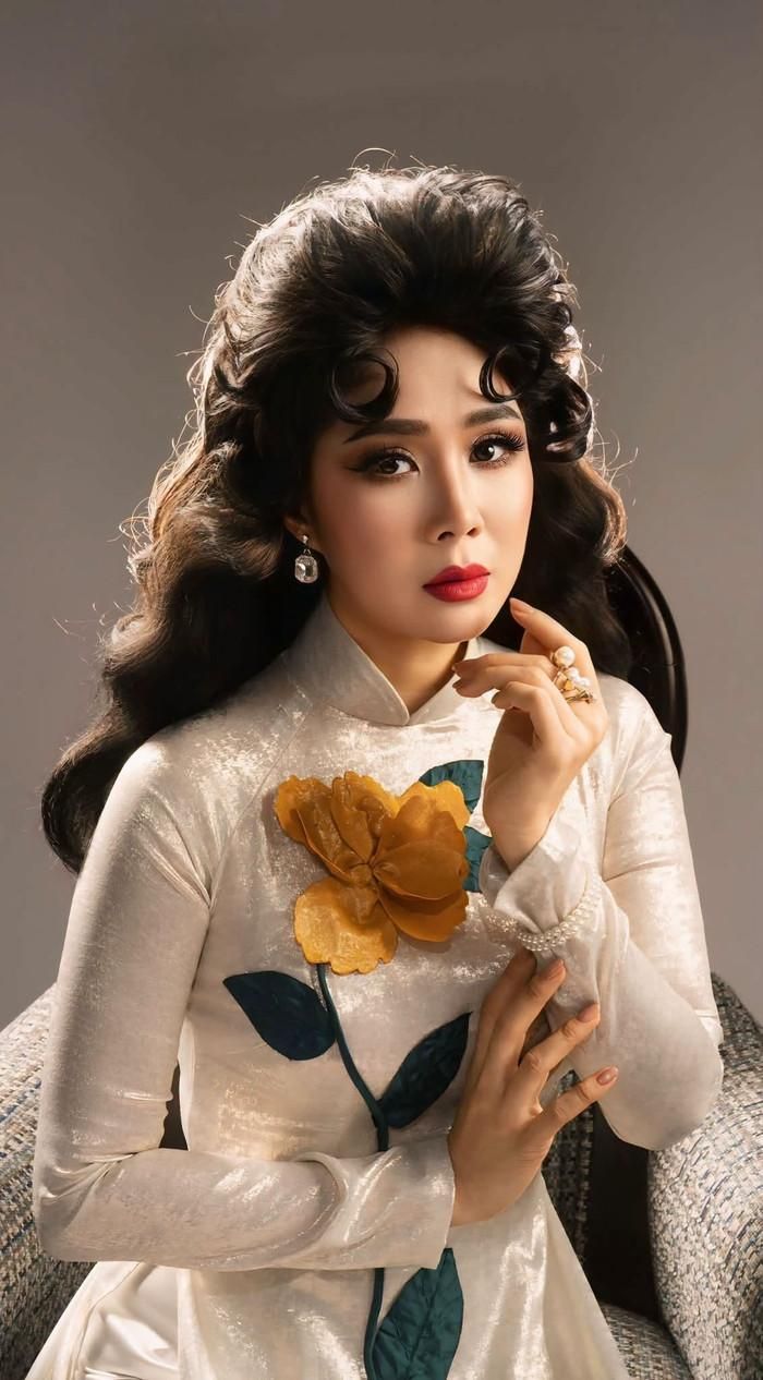 Lê Phương đảm nhận vai Giáng Hương.