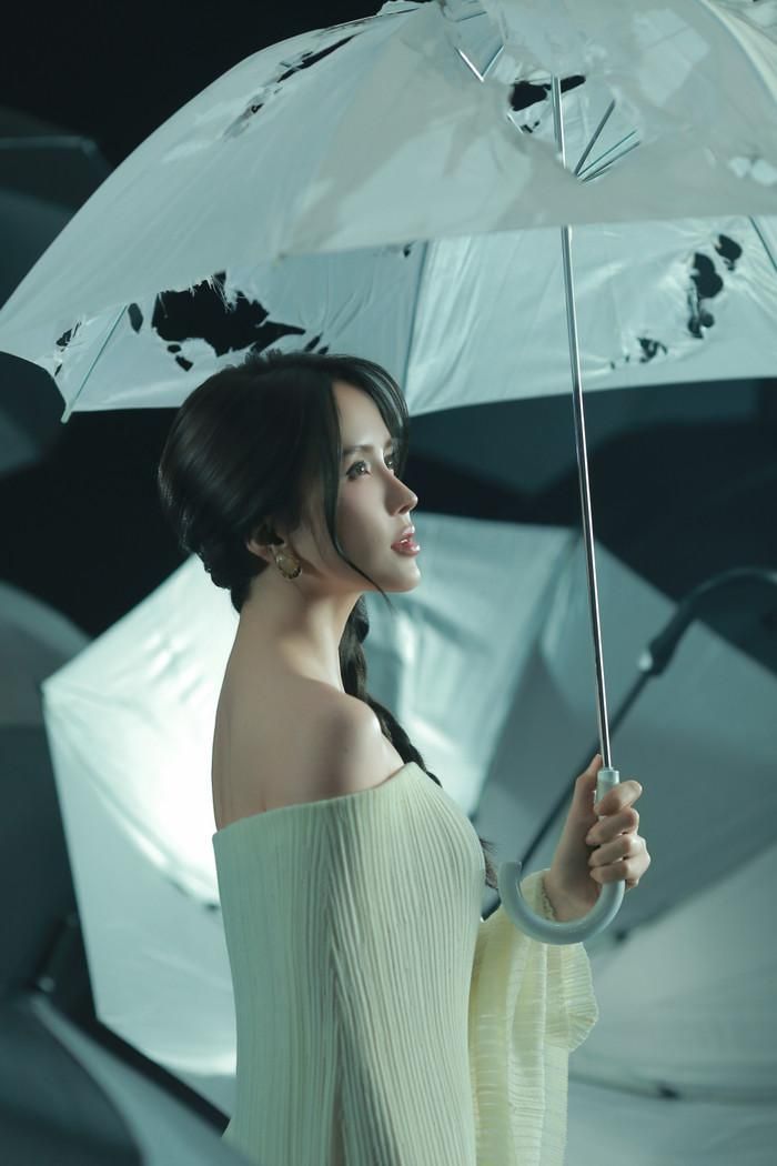 Thiều Bảo Trâm kể về chuyện vượt qua đổ vỡ tình yêu để tìm kiếm tình yêu mới.