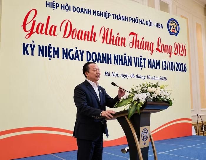 Ông Nguyễn Quang Vinh, Phó Bí thư Thường trực Đảng ủy, Phó Chủ tịch Liên đoàn Thương mại và Công nghiệp Việt Nam (VCCI) phát biểu tại sự kiện