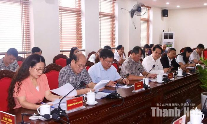 Các đại biểu dự hội nghị.