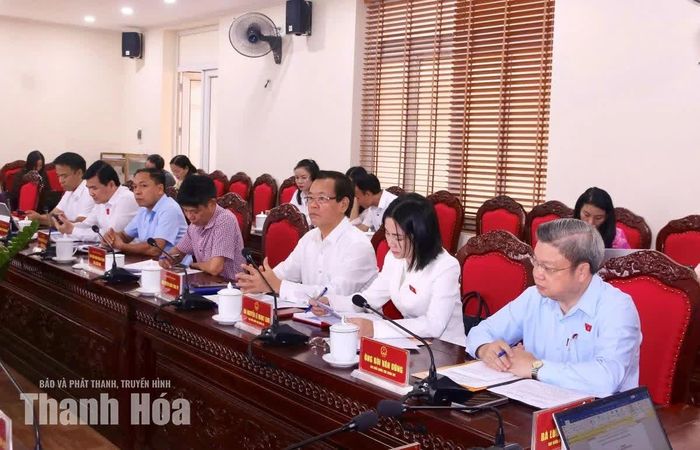Các đại biểu dự hội nghị.