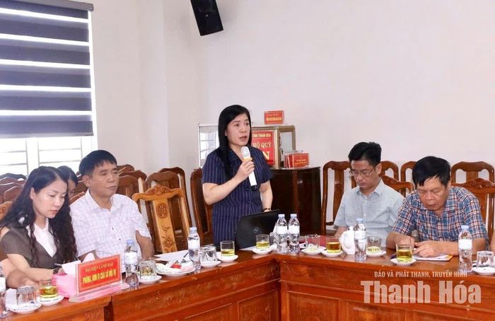 Đại biểu tham gia ý kiến tại hội nghị.