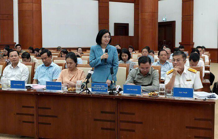 Bà Trịnh Thị Hương, Phó Cục trưởng Cục Phát triển doanh nghiệp tư nhân và kinh tế tập thể, Bộ Tài chính. (Ảnh: N.N).