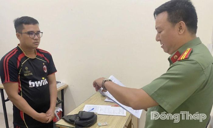 Đối tượng Nguyễn Trọng Nghĩa tại cơ quan chức năng.