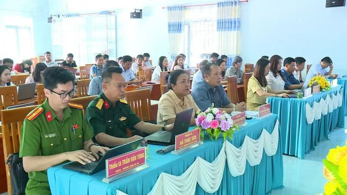 Các đại biểu dự hội nghị. Ảnh: Minh Trung