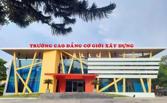 Trường Cao đẳng Cơ giới xây dựng được chuyển giao nguyên trạng từ Bộ GD&ĐT về UBND TP. Hải Phòng quản lý. Ảnh: VGP News