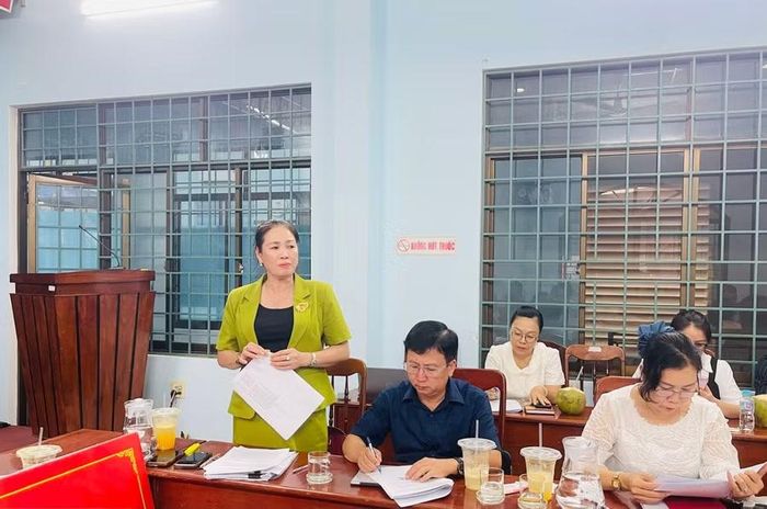  Phó Chủ tịch HĐND tỉnh Huỳnh Thúy Vân phát biểu tại buổi giám sát. Ảnh: Hồng Thương 