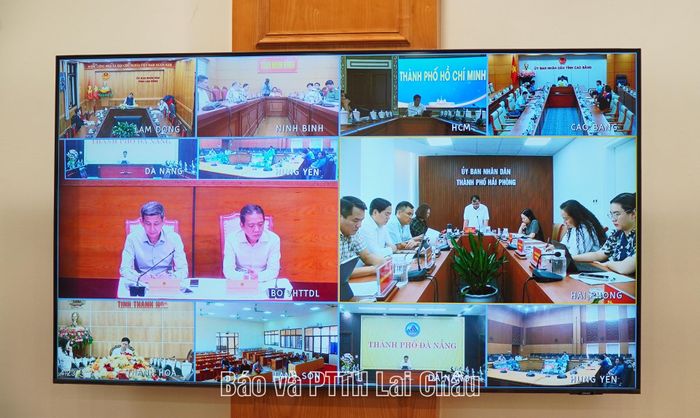 Hội nghị được tổ chức trực tuyến đến điểm cầu 33 tỉnh, thành phố.