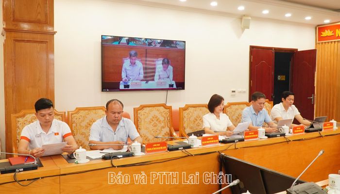 Các đại biểu tham dự hội nghị.