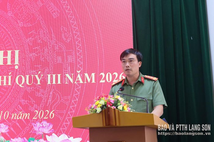 Đại diện Công an tỉnh thông tin tình hình an ninh, trật tự trên địa bàn