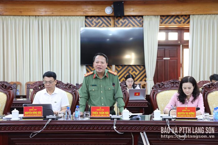 Lãnh đạo Công an tỉnh nêu một số đề xuất tại cuộc họp