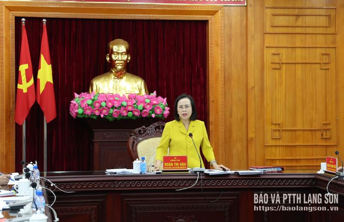 Đồng chí Đoàn Thị Hậu, Phó Bí thư Tỉnh ủy, Chủ tịch HĐND tỉnh, Trưởng 2 BCĐ phát biểu kết luận cuộc họp