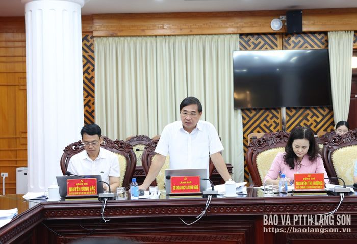 Lãnh đạo Sở Khoa học và Công nghệ phát biểu tại buổi làm việc