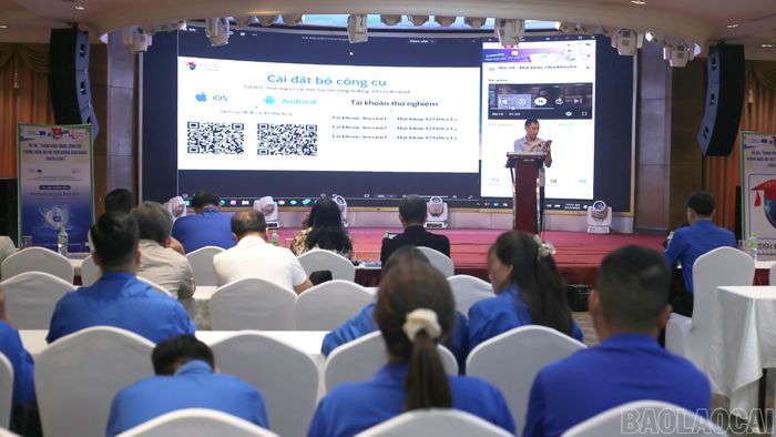 Hướng dẫn đoàn viên, thanh niên cài đặt bộ công cụ học tập trực tuyến CDSH E-learning trên điện thoại di động.