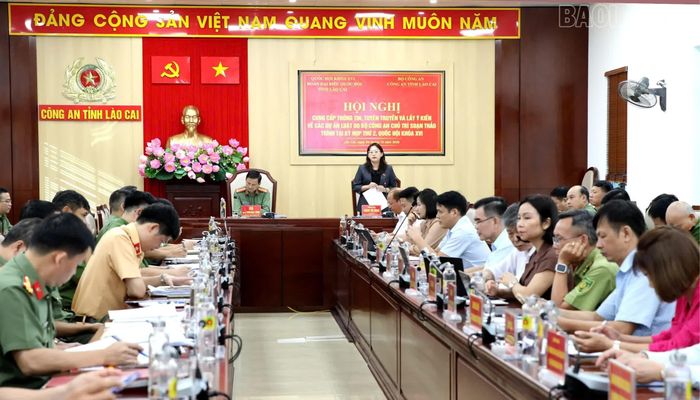 Quang cảnh hội nghị.