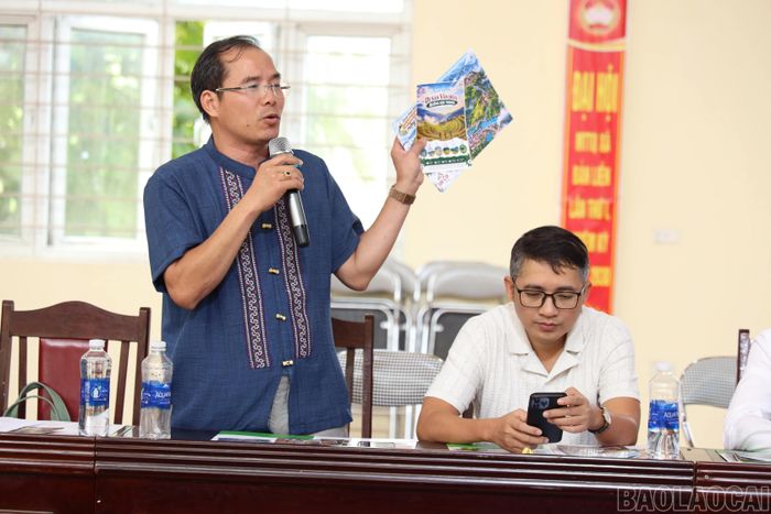 Đại diện các doanh nghiệp du lịch, đơn vị lữ hành tham gia đóng góp ý kiến.