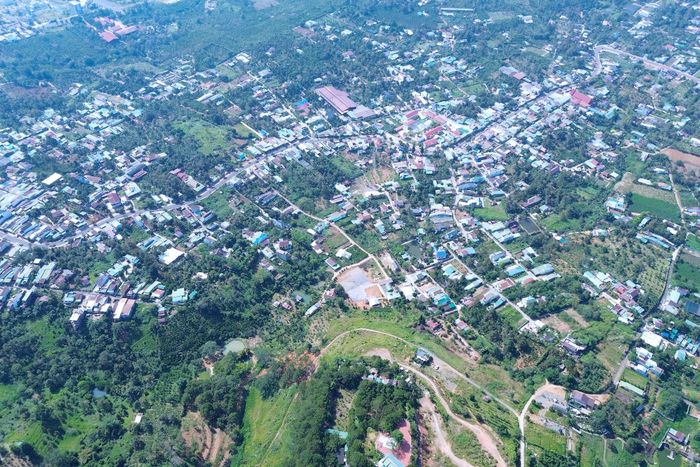 Phường 1 Bảo Lộc là địa bàn triển khai 2 dự án Cao tốc Tân Phú - Bảo Lộc và Bảo Lộc - Liên Khương, phát sinh nhiều kiến nghị về giải phóng mặt bằng