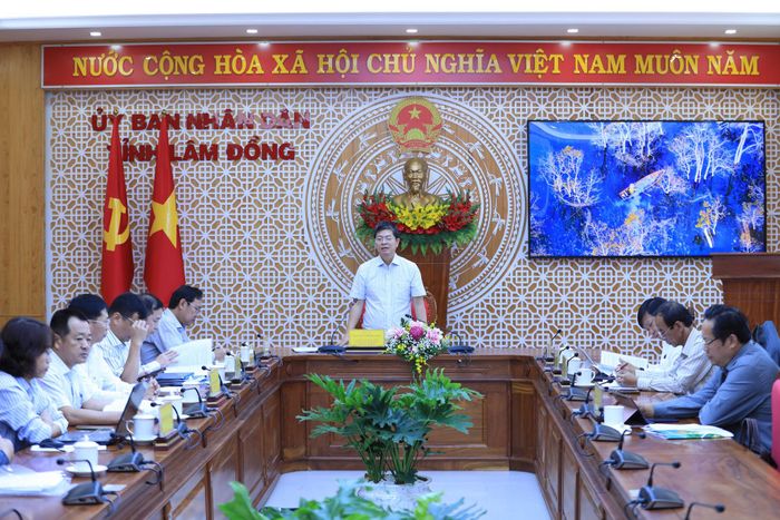 Phó Chủ tịch Thường trực UBND tỉnh Lâm Đồng Nguyễn Hồng Hải chủ trì cuộc họp nghe báo cáo kết quả thẩm định Quy hoạch chung xã Cư Jút
