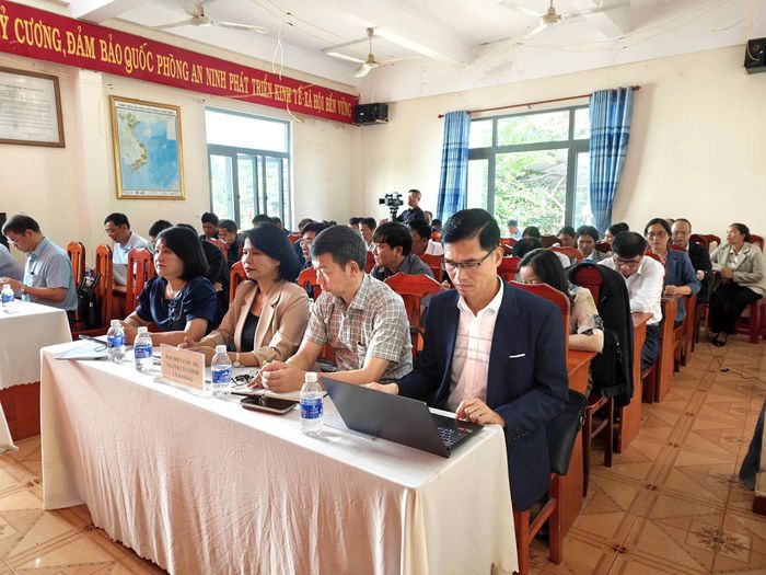 Các đại biểu dự hội nghị