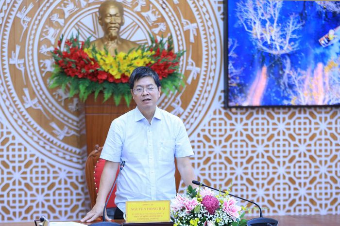 Phó Chủ tịch Thường trực UBND tỉnh Lâm Đồng Nguyễn Hồng Hải phát biểu kết luận cuộc họp