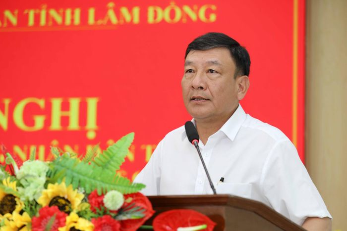 Phó Bí thư Tỉnh ủy Lâm Đồng Bùi Thắng tiếp thu, ghi nhận và trả lời kiến nghị, phản ánh của cử tri