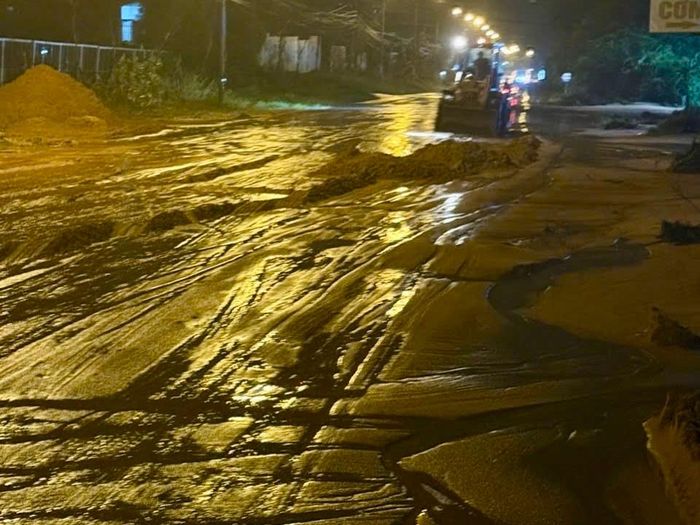 Các lực lượng khẩn trương khắc phục sự cố