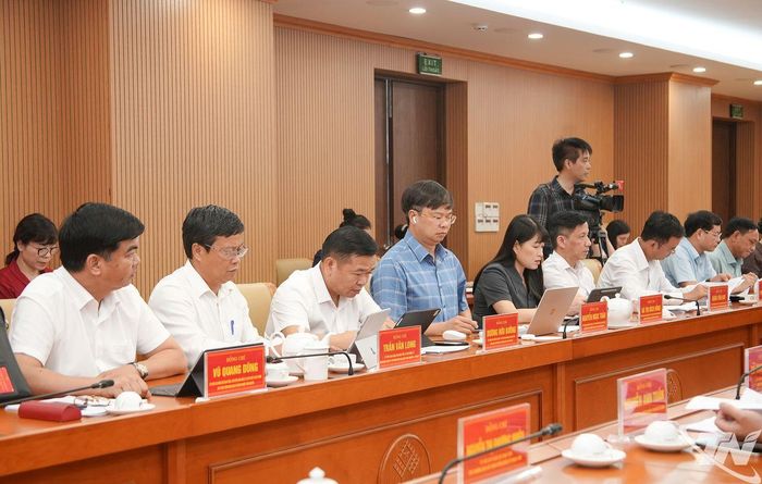 Đại biểu dự Hội nghị.