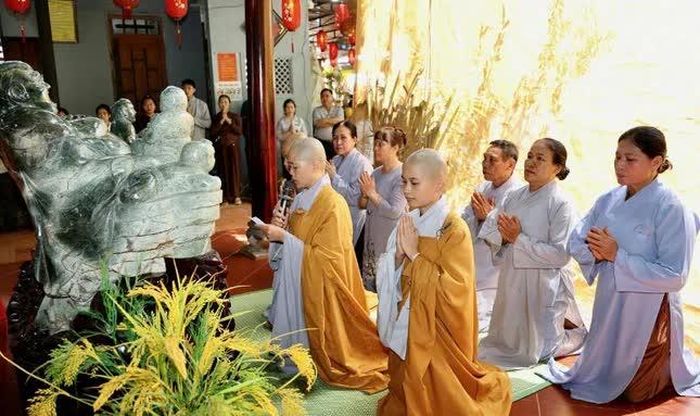 Tác bạch duyên sự