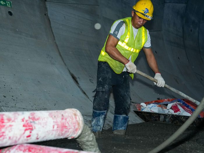 Các đơn vị đang đẩy nhanh thi công tại các ga ngầm S9-S12, dốc hạ ngầm, giếng đứng, khu vực chuyển đường ray (crossover) và garage; đồng thời hoàn thiện kết cấu trong hầm, kiến trúc và hệ thống cơ điện (MEP) để bàn giao mặt bằng cho các gói thầu hệ thống.