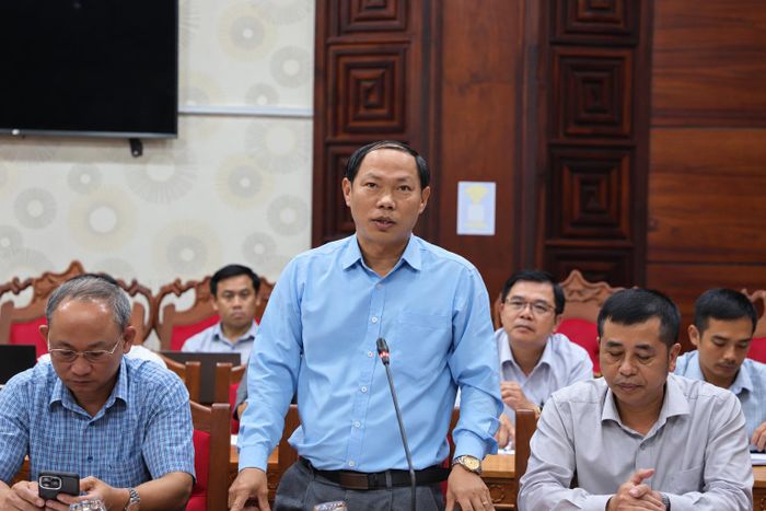 Ông Lâm Thanh Tự, Phó chủ tịch UBND xã M’Drắk thừa nhận quá trình thẩm định hồ sơ còn thiếu sót, dẫn đến ban hành quyết định chuyển mục đích sử dụng hơn 4.000m² đất khi dự án chưa được chấp thuận chủ trương đầu tư. Ảnh: N.H