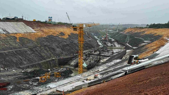 Công trường thi công Dự án Nhà máy thuỷ điện Trị An mở rộng tại ngày 30/9/2026. Ảnh: EVN.