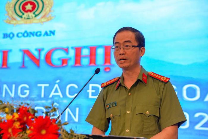 Đại tá Nguyễn Hoa Chi, Phó Cục trưởng Cục Đối ngoại – Bộ Công an phát biểu khai mạc hội nghị.