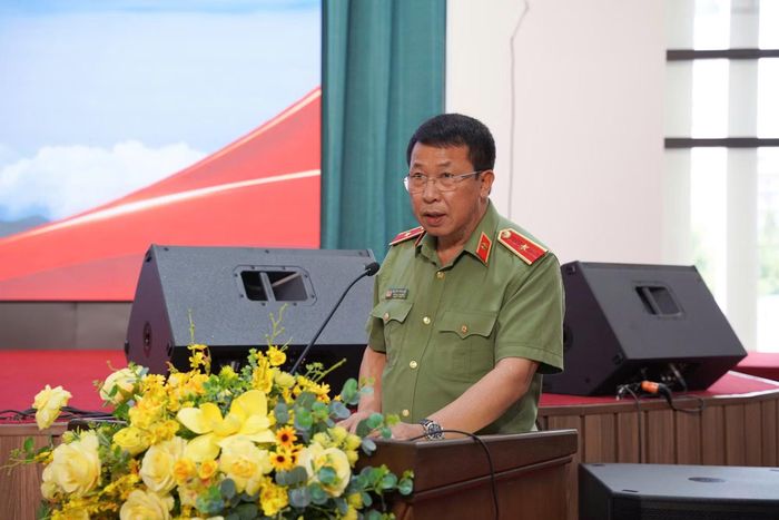 Thiếu tướng, NSND Nguyễn Công Bẩy, Phó Cục trưởng Cục Công tác chính trị, Phó Trưởng Ban thường trực tổ chức tập huấn phát biểu khai mạc Lớp tập huấn khu vực phía Nam.