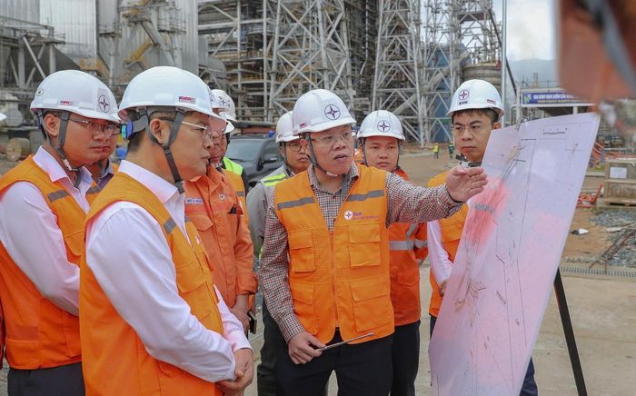 Tháng 9/2026, sản lượng điện sản xuất và nhập khẩu toàn hệ thống đạt 29,97 tỷ kWh, tăng 9,2% so với cùng kỳ. Lũy kế 9 tháng đạt 265,79 tỷ kWh, tăng 9,3%.