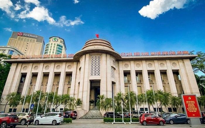 Thông tư 50 siết chuẩn an toàn ngân hàng theo Basel III.