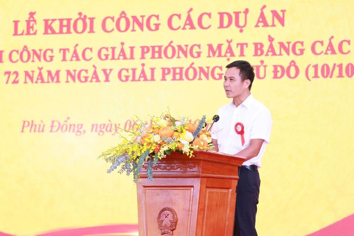 Đại diện nhà cho các Nhà thầu tham phát biểu hưởng ứng buổi Lễ. Ảnh:Văn Tuyến