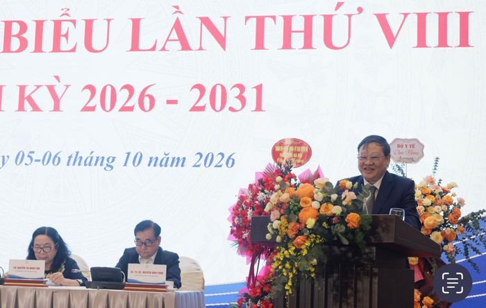 GS.TS Nguyễn Viết Tiến, nguyên Thứ trưởng Bộ Y tế, Chủ tịch Tổng hội Y học Việt Nam phát biểu. Ảnh: Hoa An