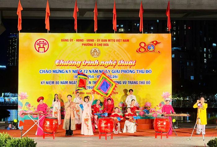 Một tiết mục tại chương trình nghệ thuật “Giai điệu tự hào - Âm vang bài ca Hà Nội”. Ảnh: H.Duy