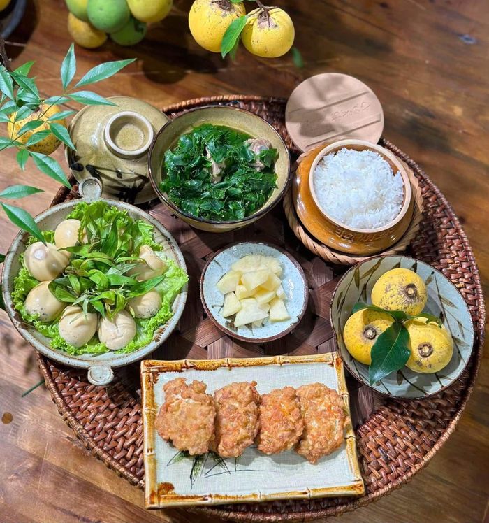 Gợi ý mâm cơm mùa thu với nhiều món dễ làm, giúp gia đình có thêm ý tưởng cho thực đơn mỗi ngày.