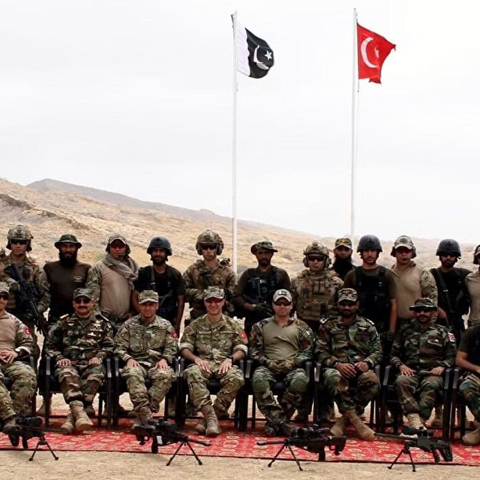 Ý định về việc phát triển năng lực quân sự chung, hợp tác công nghiệp quốc phòng, phát triển công nghệ chung cùng với sản xuất vũ khí cũng đã được công bố.