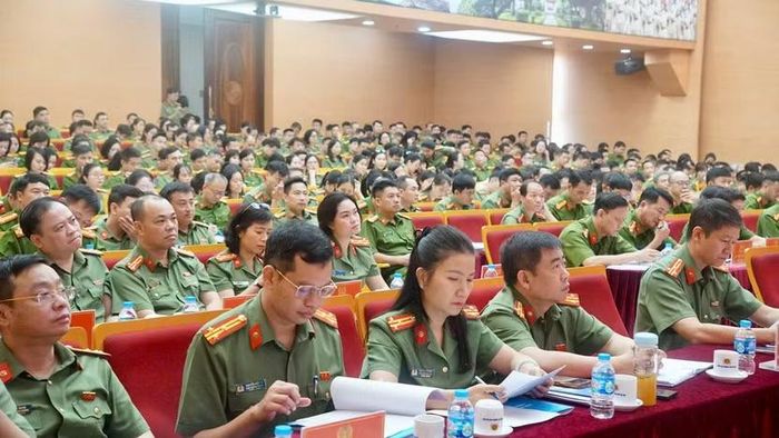 Hơn 600 cán bộ chiến sỹ thuộc CATP tham dự hội nghị