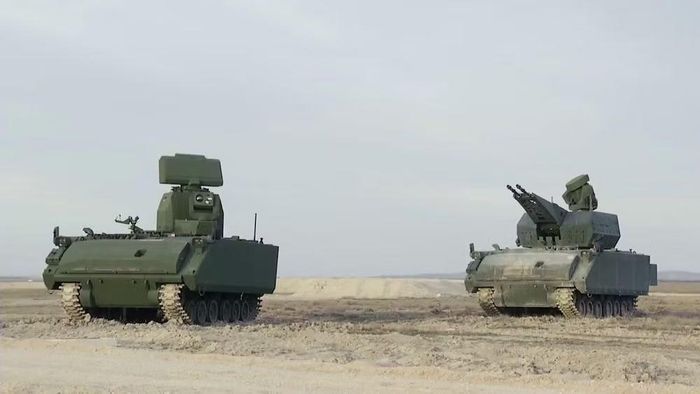 Pháo phòng không tự hành ACV-30 Korkut do tập đoàn công nghiệp quốc phòng Aselsan của Thổ Nhĩ Kỳ sản xuất. Toàn bộ tổ hợp Korkut bao gồm: 3 xe chiến đấu trang bị pháo hai nòng 35 mm và 1 xe chỉ huy.