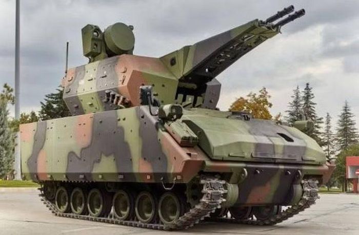 Bài báo cho biết, các tổ hợp Korkut đã chứng tỏ hiệu quả cao trong việc bảo vệ cơ sở mặt đất chống lại những mục tiêu kích thước nhỏ. Bộ Quốc phòng Ukraine đang xem xét mua một số hệ thống và đàm phán với một nhà sản xuất khí tài phòng không của Thổ Nhĩ Kỳ.