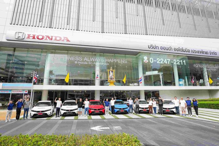  Việc Toyota và Honda cùng phải tạm dừng sản xuất cho thấy mức độ phụ thuộc của ngành công nghiệp ôtô vào hệ thống cung ứng linh kiện đúng thời điểm. 