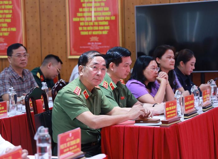 Thượng tướng, PGS.TS Trần Quốc Tỏ tại lễ ra mắt sách chiều 7/10. Ảnh: NXB Chính trị quốc gia Sự thật.